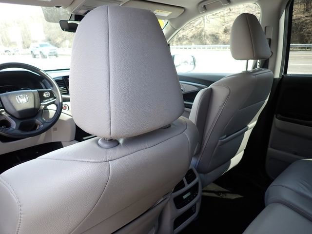 Used 2022 Honda Pilot Special Edition image 16