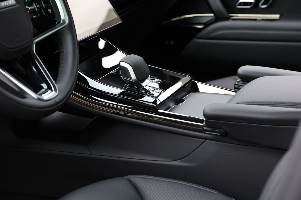 New 2025 Land Rover Range Rover Sport SE AWD/4WD image 8