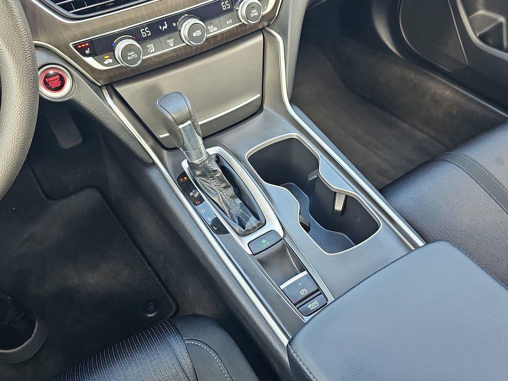 Used 2018 Honda Accord EX image 26