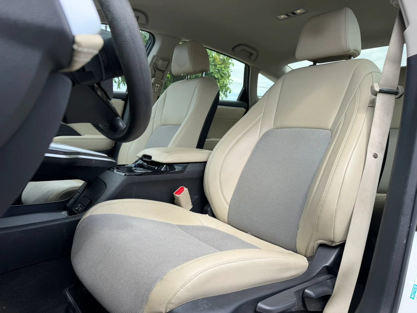 Used 2020 Honda Clarity Plug-In Hybrid image 10