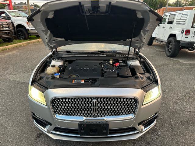 Used 2018 Lincoln Continental Premiere FWD image 17