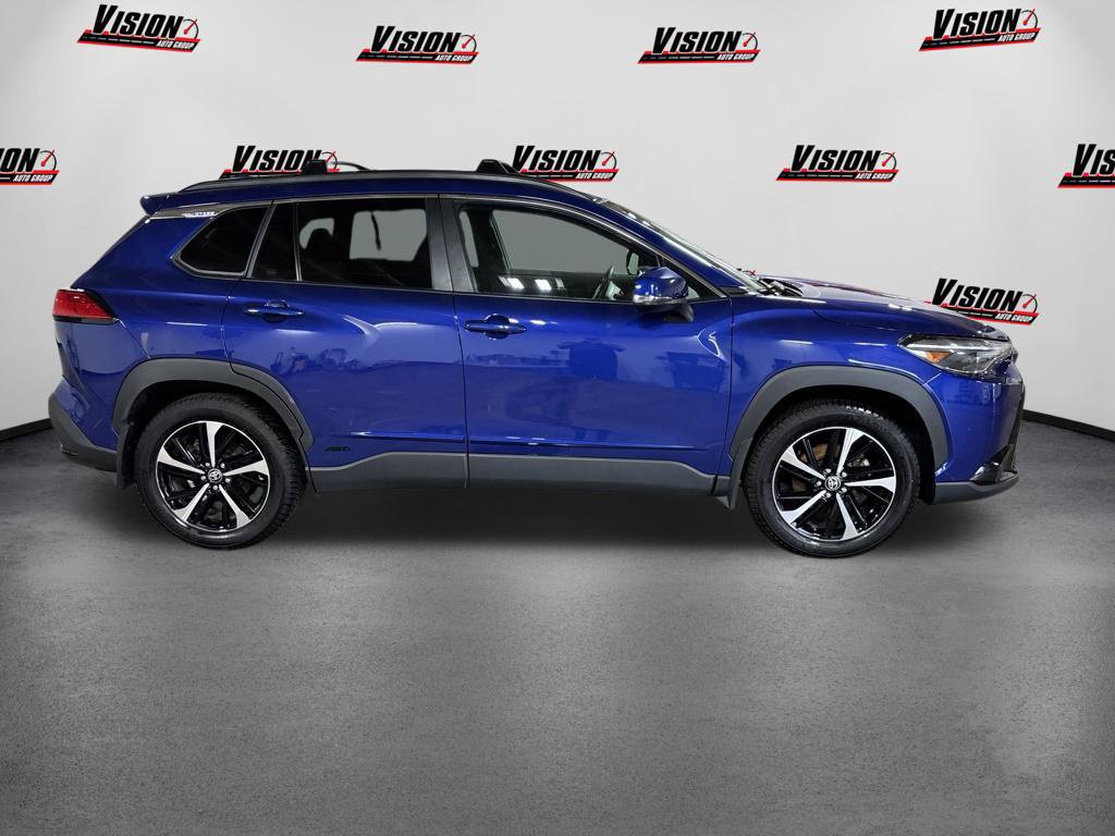 Used 2024 Toyota Corolla Cross AWD Hybrid w/ Convenience Package image 4