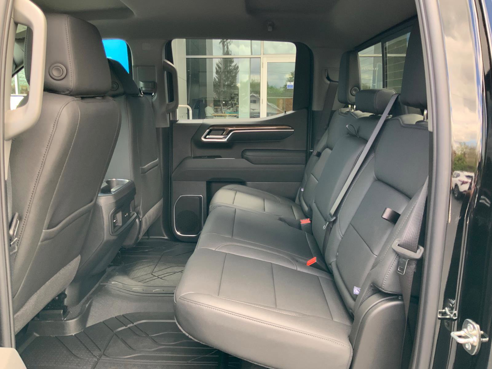 New 2026 Chevrolet Silverado 1500 RST w/ RST All Star Premium Package AWD/4WD image 11