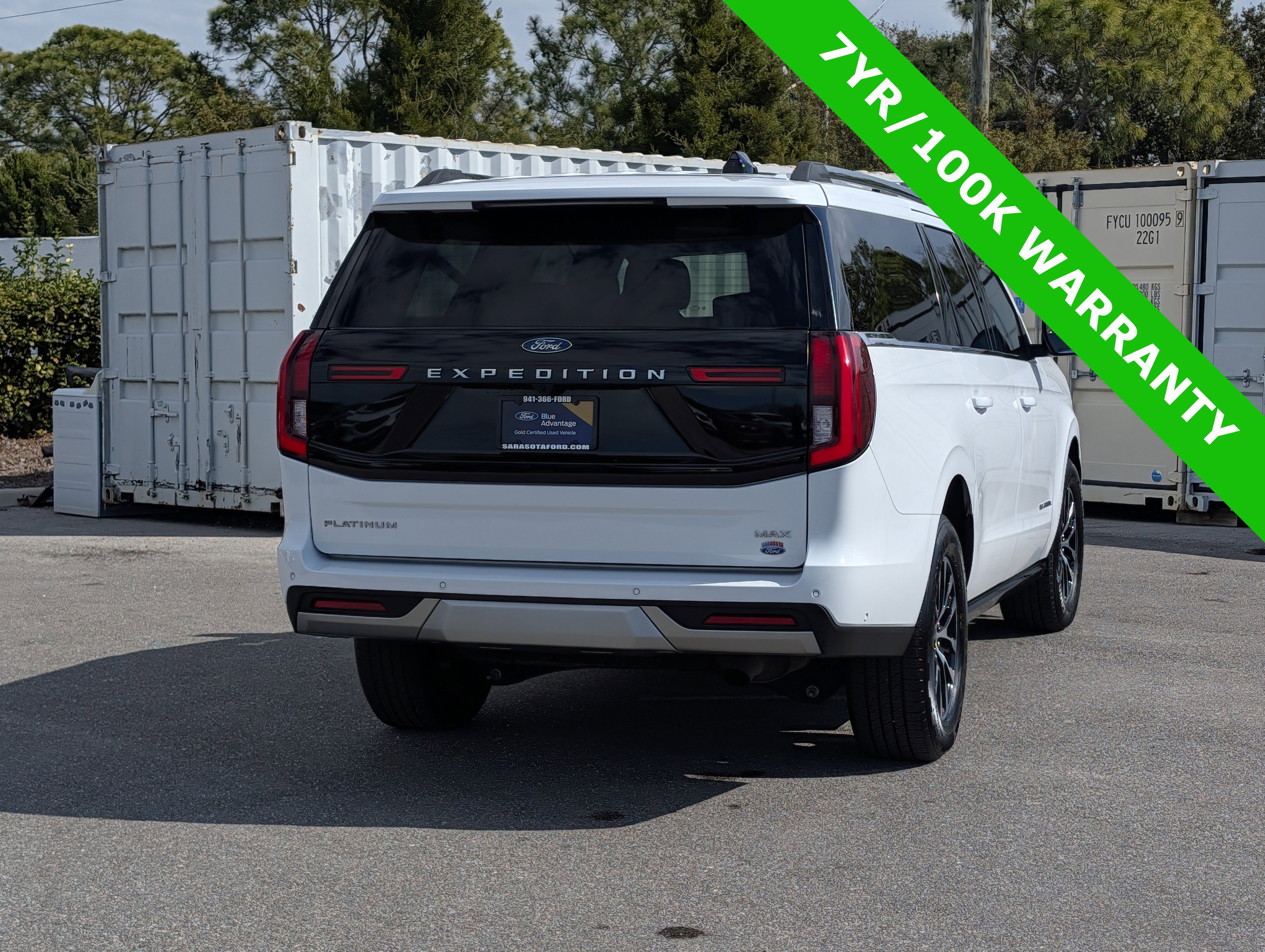 Certified 2025 Ford Expedition Max Platinum image 4