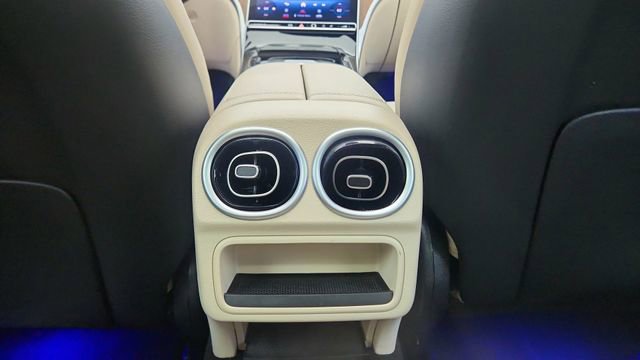 Used 2022 Mercedes-Benz C 300 Sedan image 40