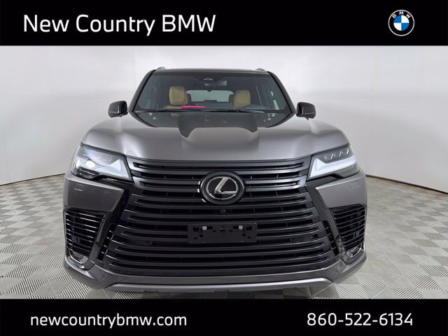 Used 2026 Lexus LX 600 4WD w/ Appearance Package image 2