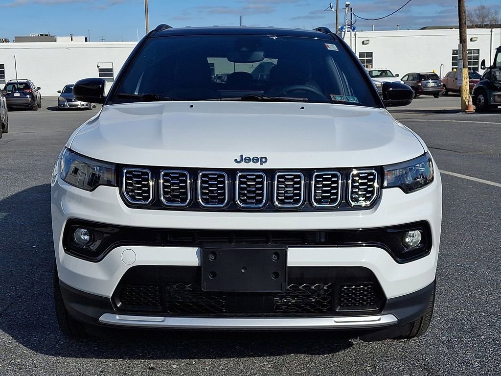 Used 2024 Jeep Compass Limited image 2