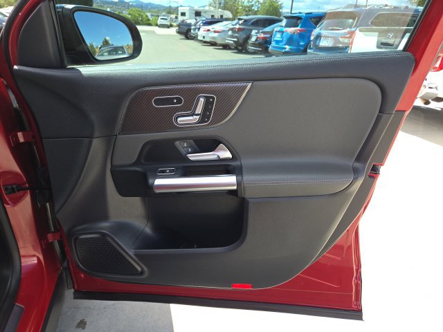 Used 2022 Mercedes-Benz GLA 35 AMG 4MATIC image 28
