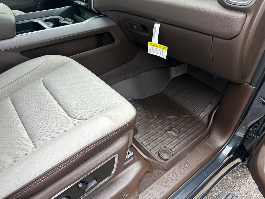 New 2026 RAM 1500 Laramie w/ Laramie Southwest Edition AWD/4WD image 39