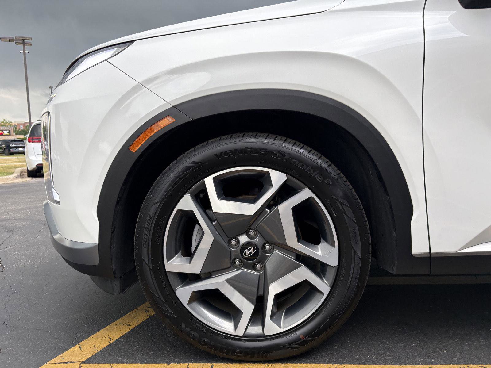 Used 2024 Hyundai Palisade Limited AWD/4WD image 26