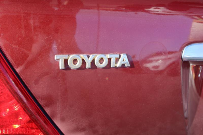 Used 2005 Toyota Camry LE image 10