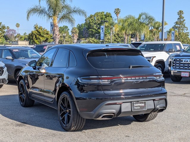 Used 2022 Porsche Macan AWD/4WD image 8