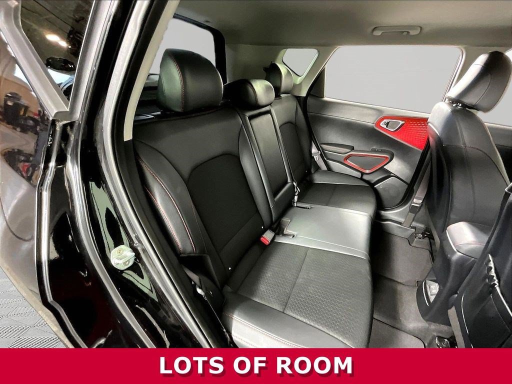 Used 2023 Kia Soul GT-Line w/ GT-Line Technology Package FWD image 24