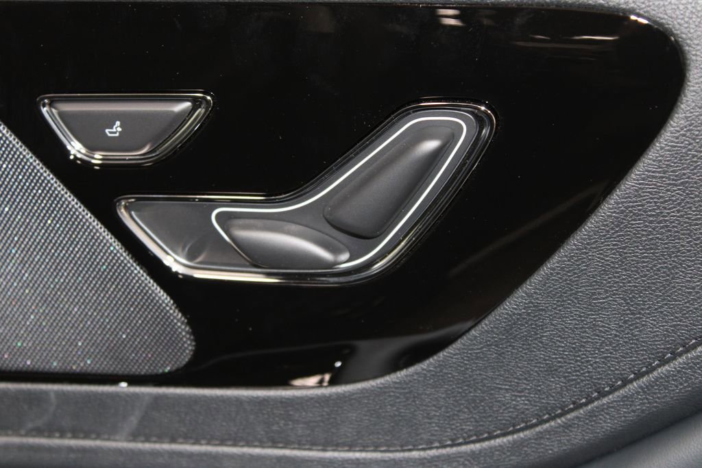 New 2026 Lincoln Aviator AWD image 28