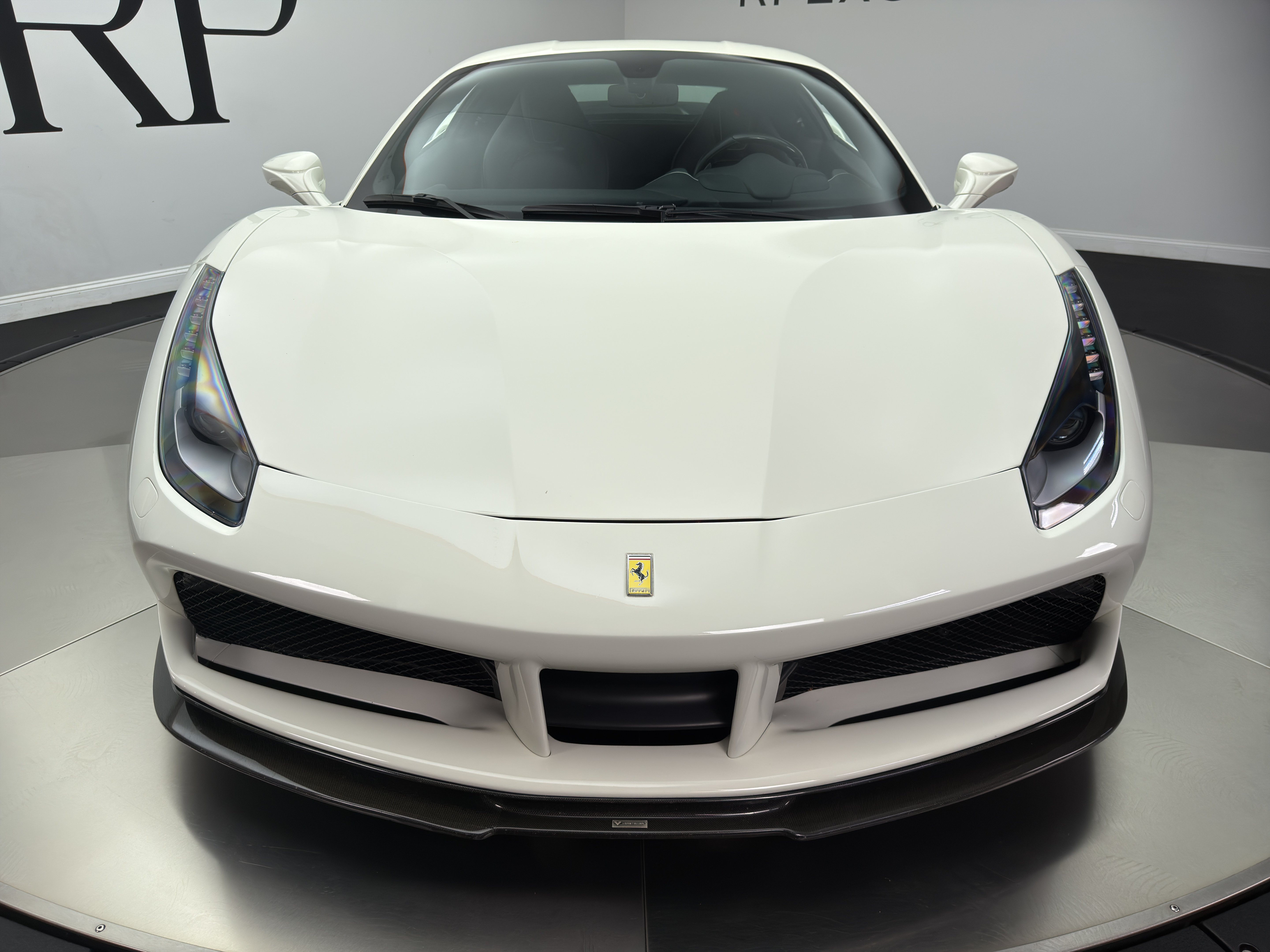 Used 2019 Ferrari 488 GTB RWD image 18