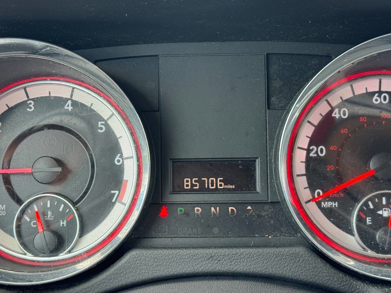 Used 2018 Dodge Grand Caravan SE FWD image 23