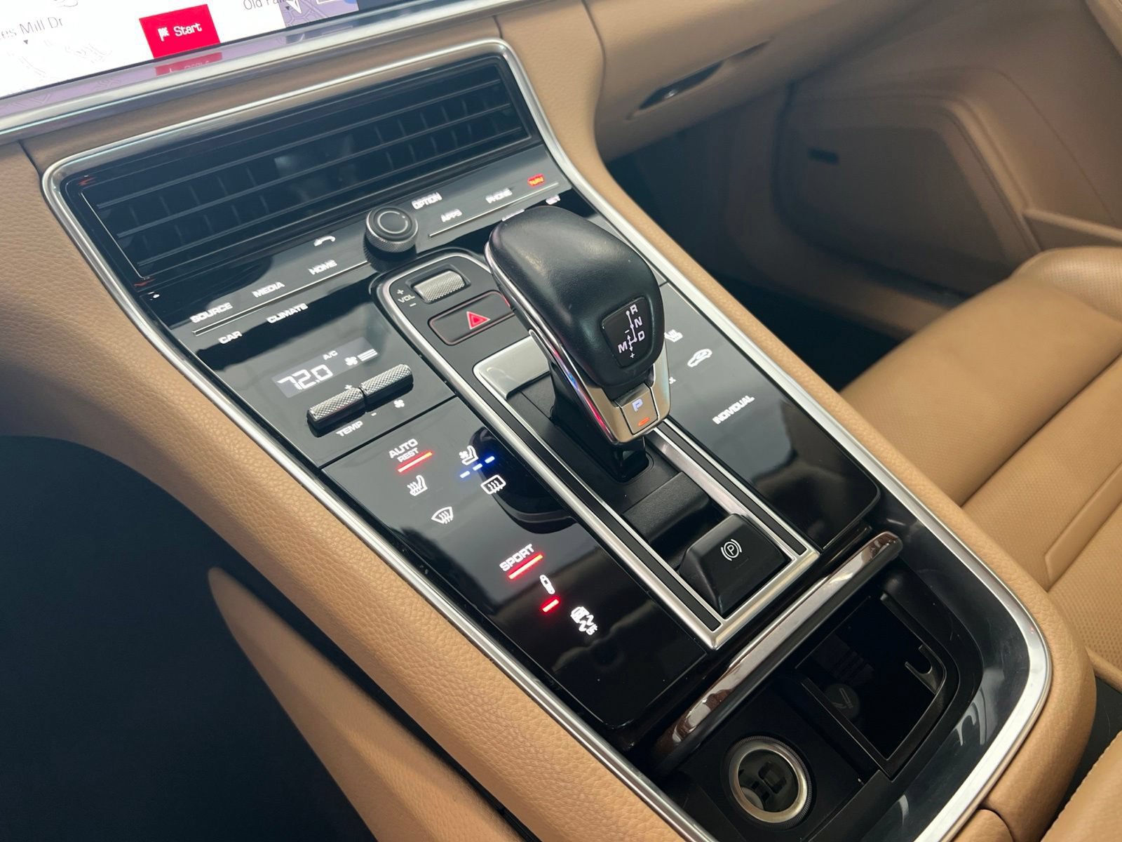 Used 2018 Porsche Panamera 4S AWD/4WD image 20