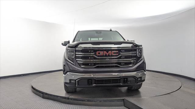 Used 2022 GMC Sierra 1500 SLT w/ SLT Premium Plus Package AWD/4WD image 12