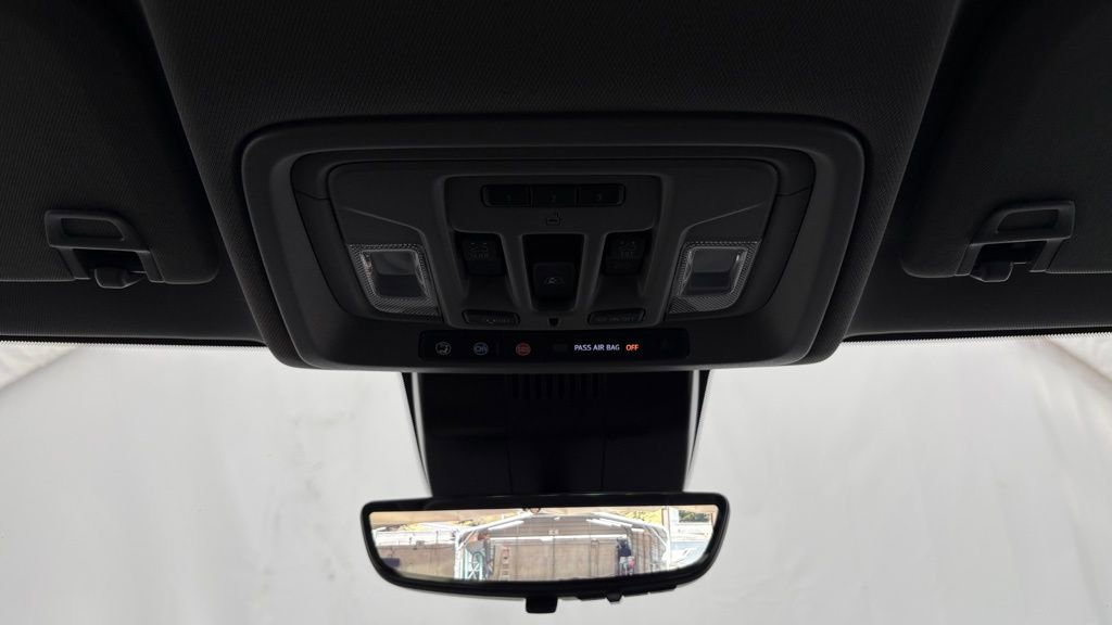 Used 2024 Chevrolet Silverado 2500 LTZ w/ LTZ Plus Package image 46