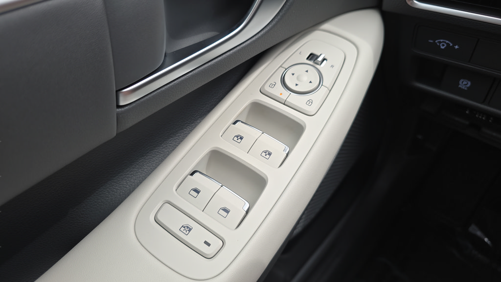 New 2026 Hyundai Sonata SEL AWD/4WD image 23