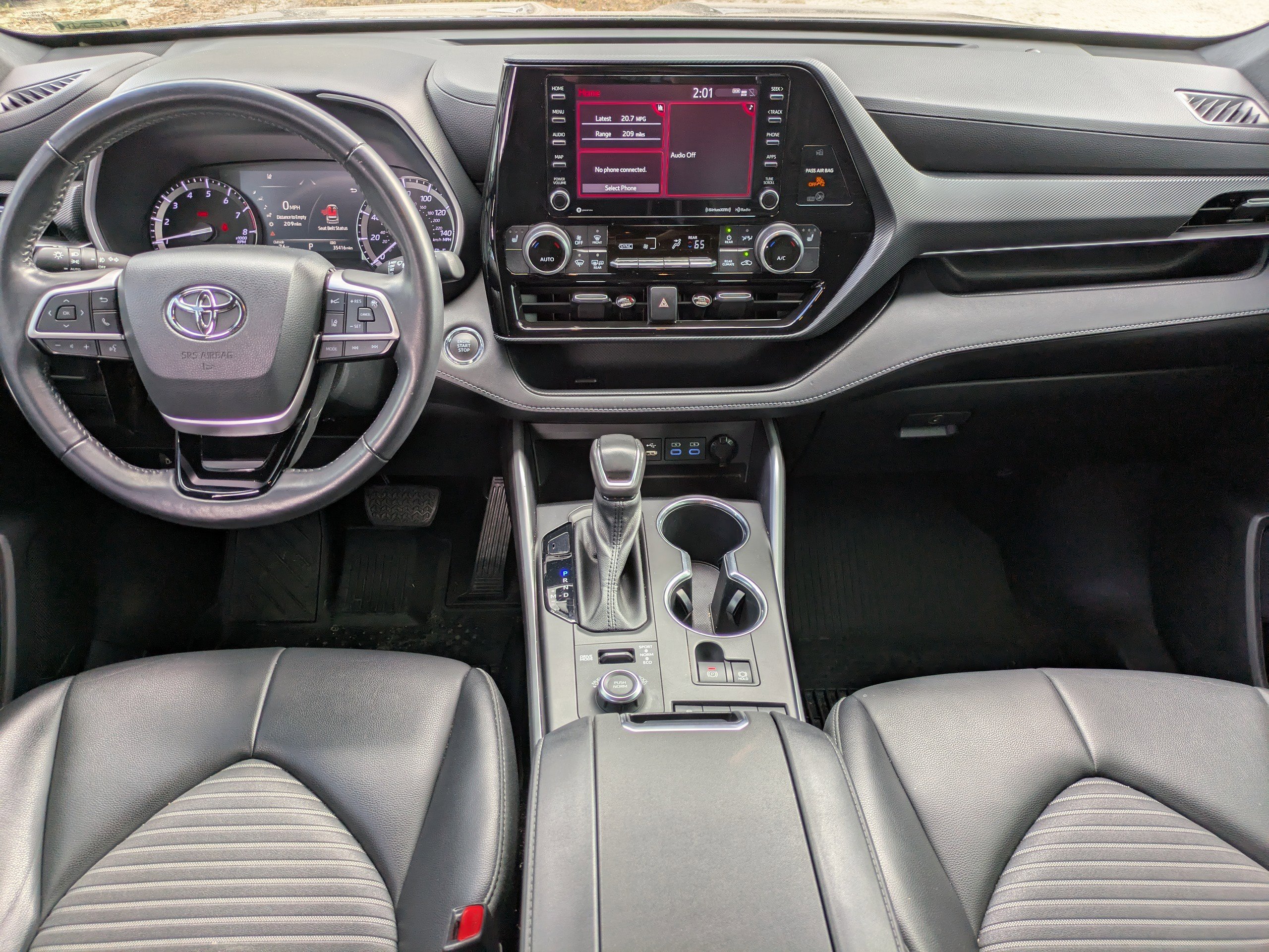 Used 2022 Toyota Highlander XSE image 13