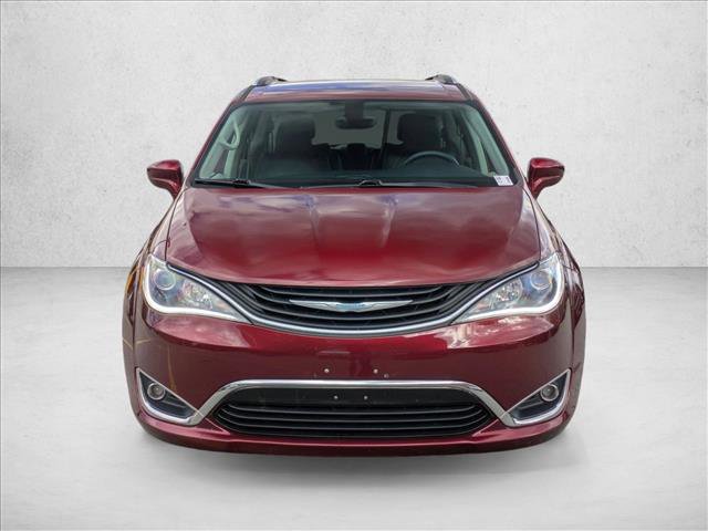Used 2018 Chrysler Pacifica Touring-L video 2