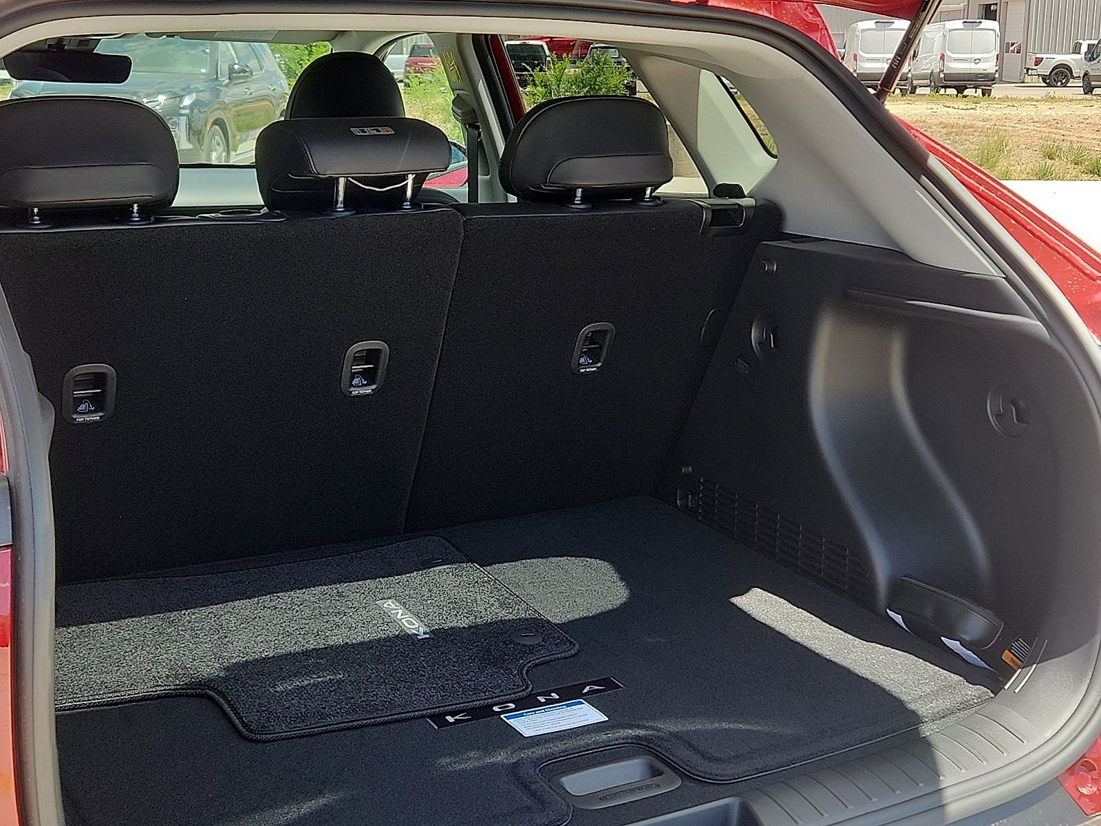 New 2026 Hyundai Kona SEL Premium FWD image 8