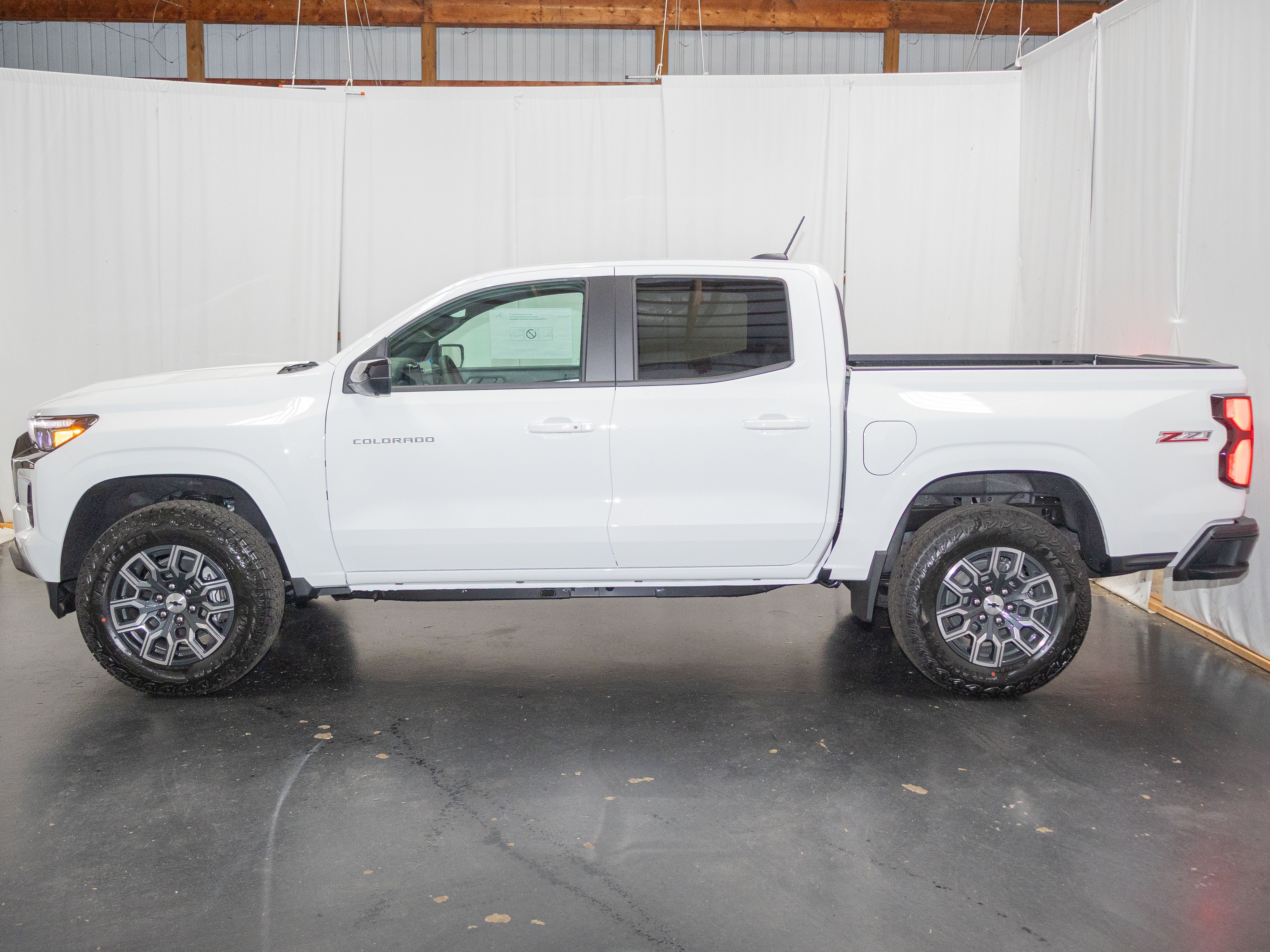 New 2026 Chevrolet Colorado Z71 w/ Technology Package AWD/4WD image 6