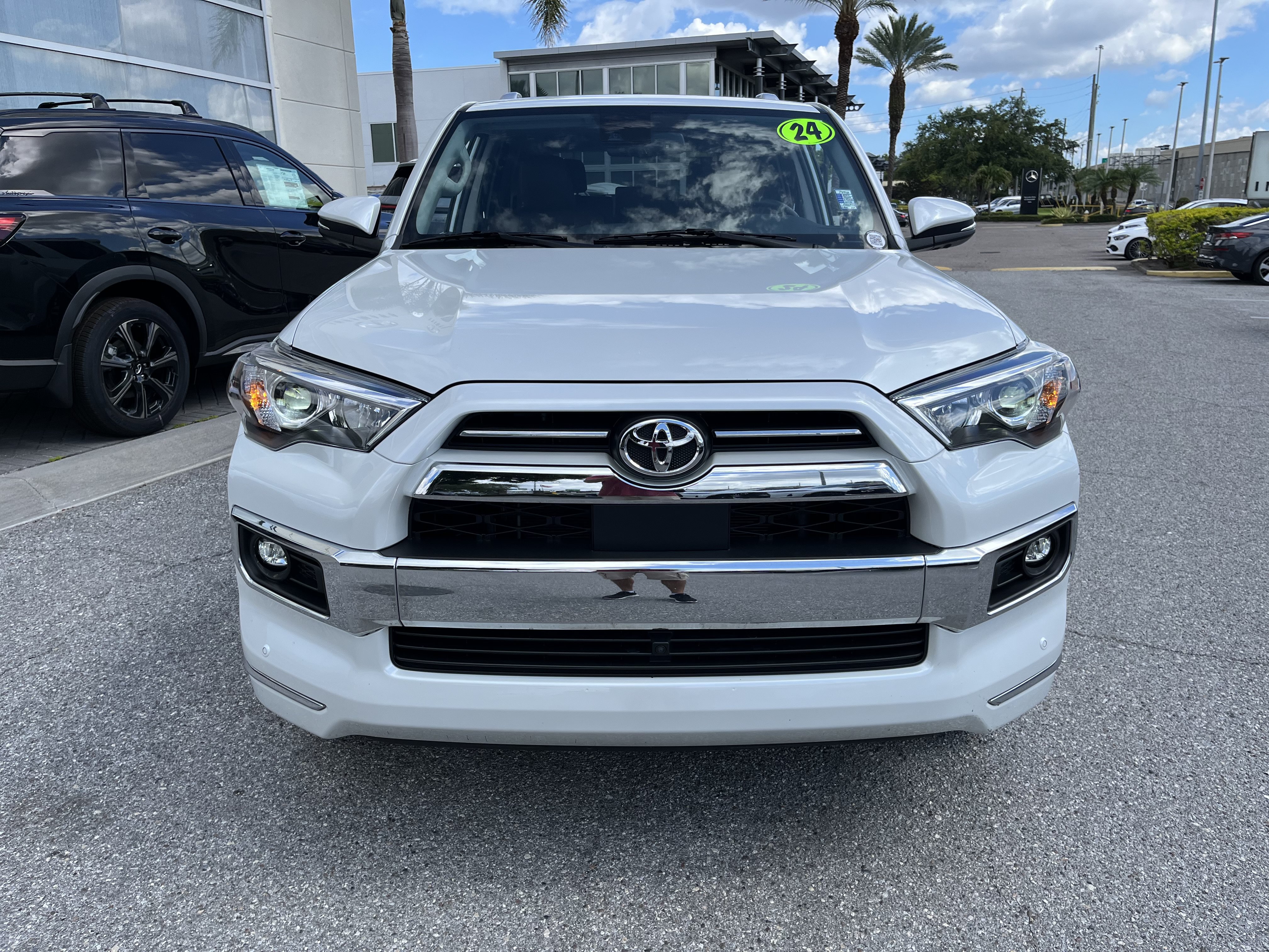 Used 2024 Toyota 4Runner Limited AWD/4WD image 12