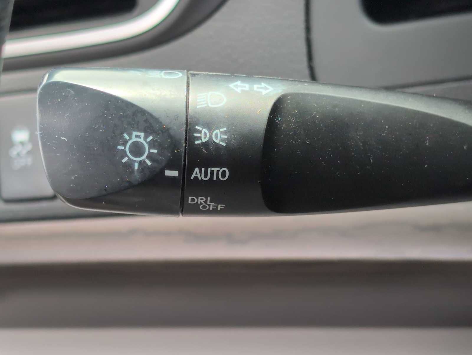 Used 2016 Toyota Camry XLE FWD image 26