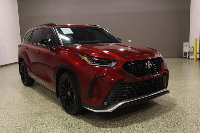 Used 2023 Toyota Highlander XSE