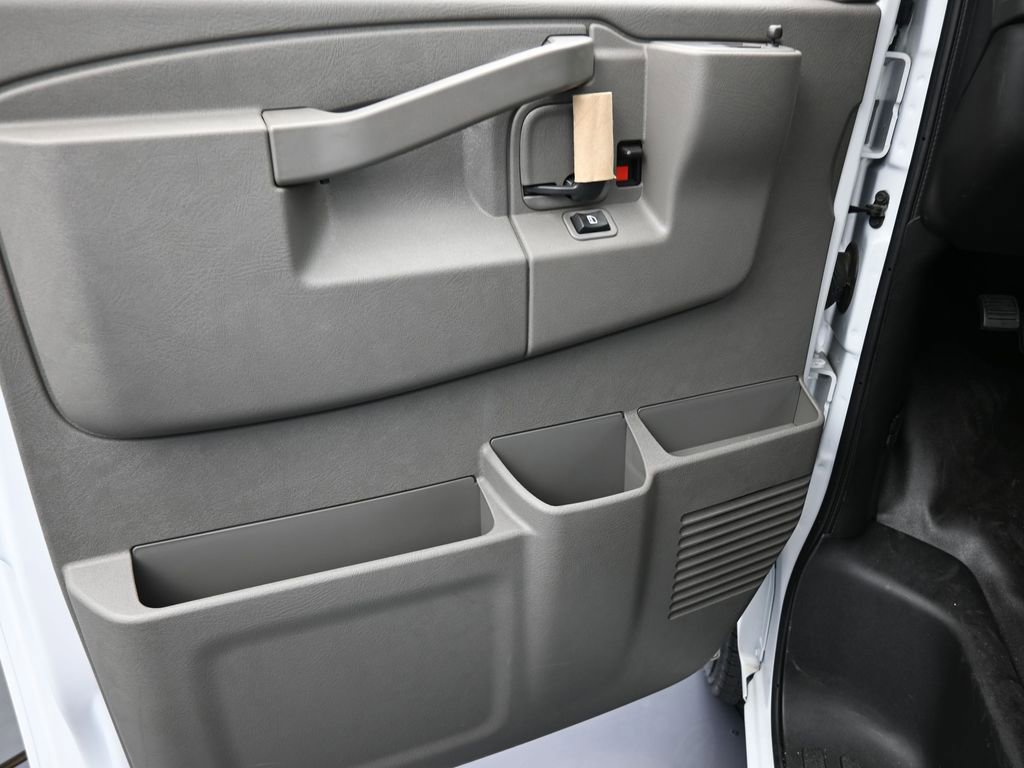 New 2025 Chevrolet Express 3500 Extended w/ Driver Convenience Package RWD image 12