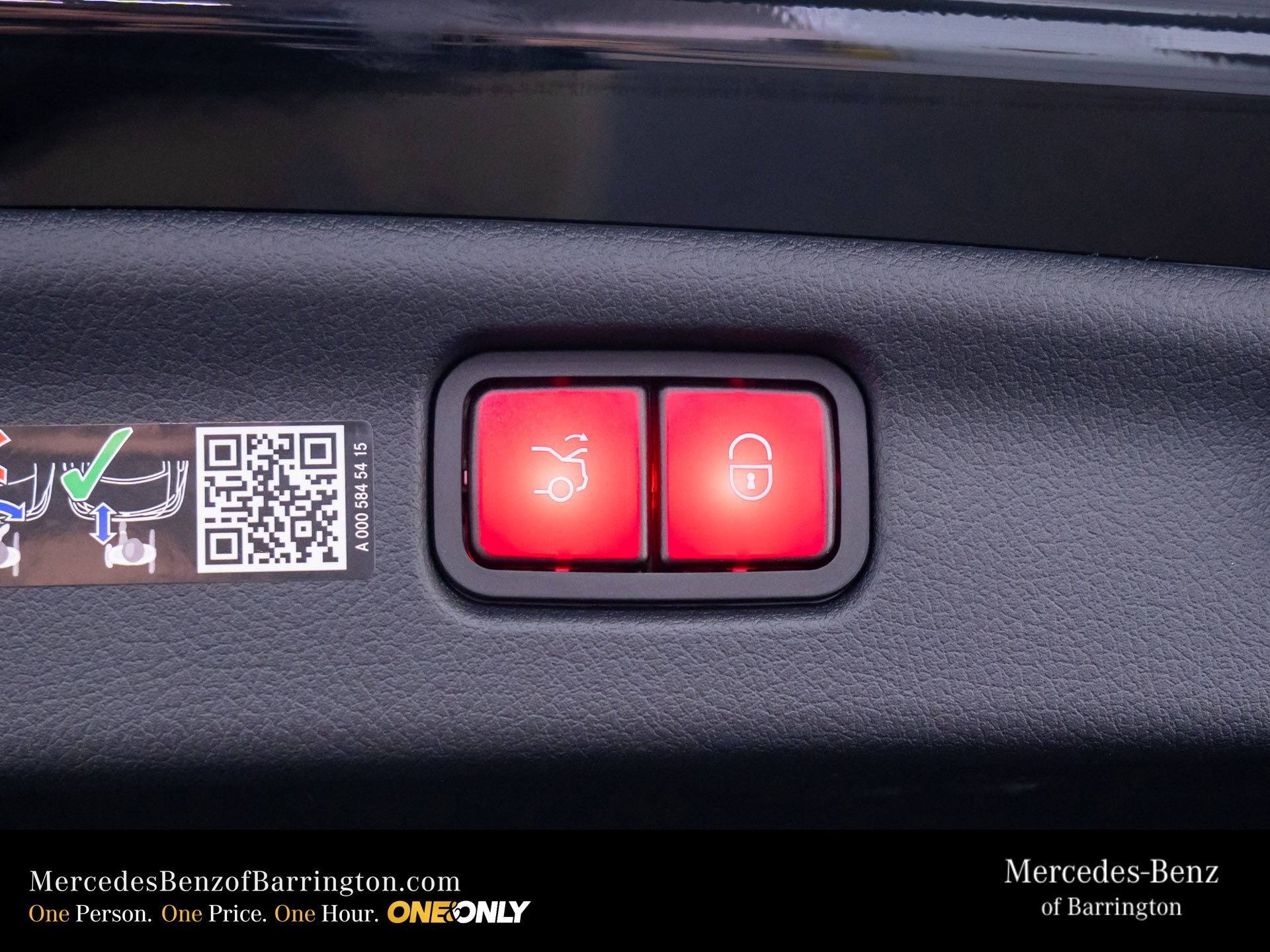 New 2026 Mercedes-Benz C 300 4MATIC Sedan image 28