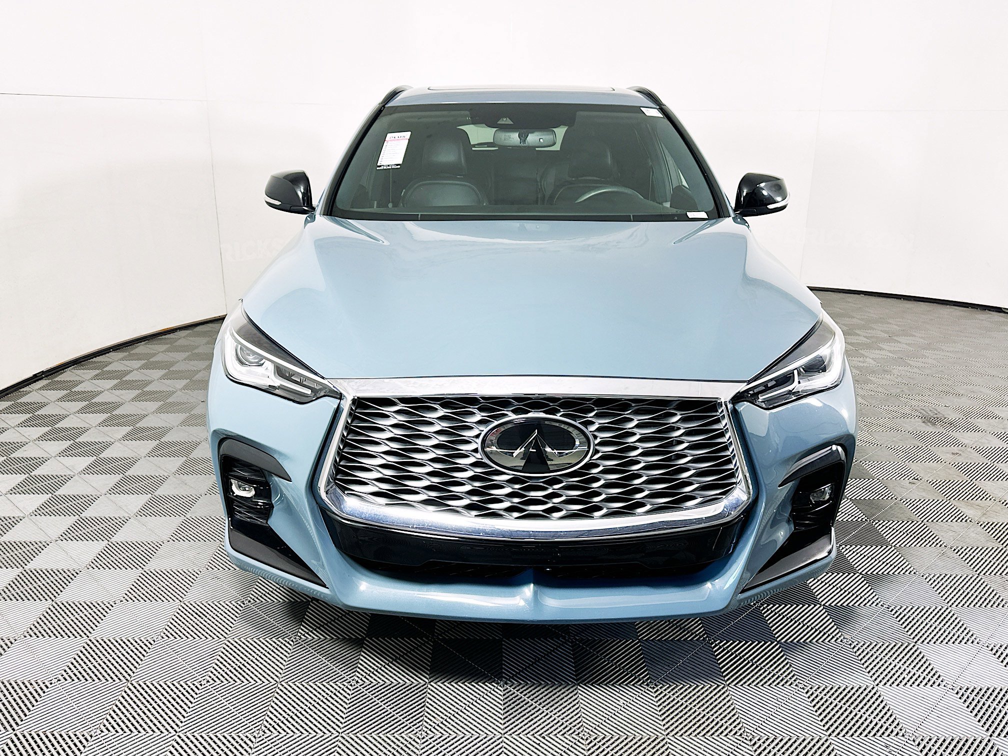 Used 2023 INFINITI QX55 Luxe w/ Cargo Package image 8