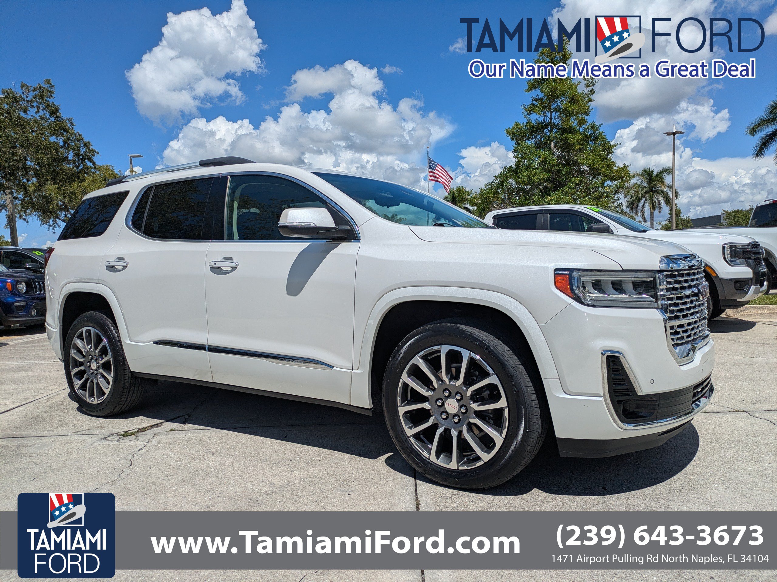 Used 2022 GMC Acadia Denali w/ Denali Technology Package AWD/4WD image 1
