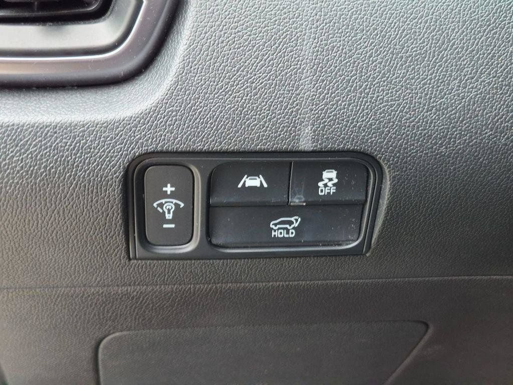 Certified 2023 Kia Sorento EX AWD/4WD image 16