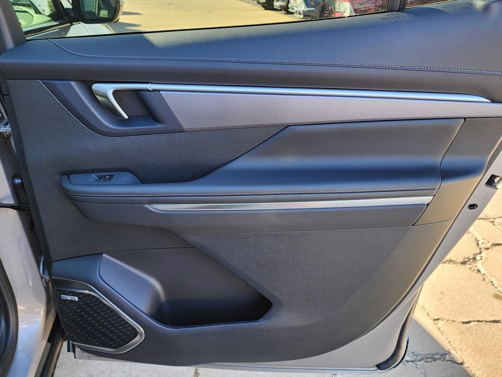 New 2026 Buick Enclave Sport Touring w/ Super Cruise Package image 43