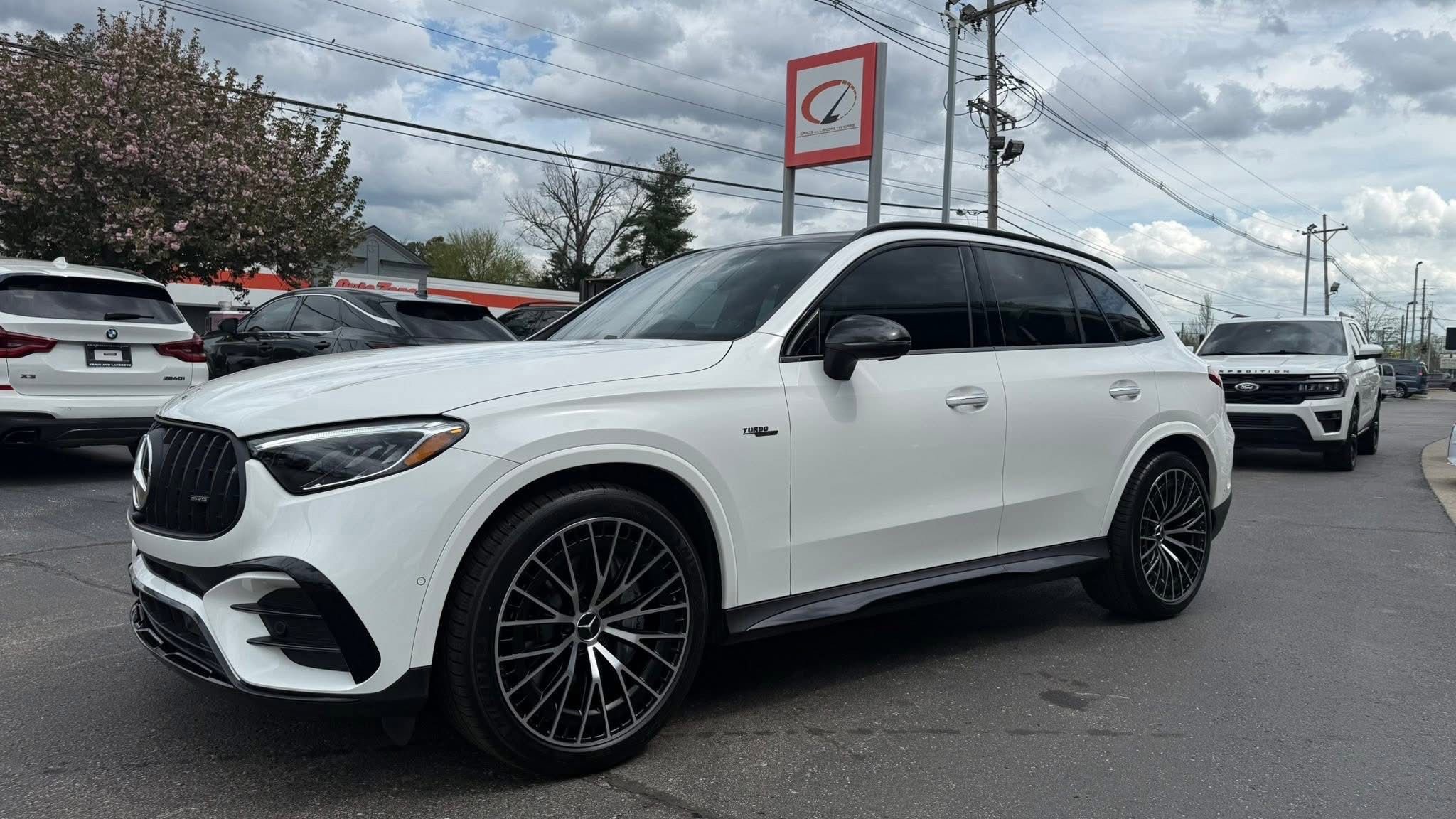 Used 2026 Mercedes-Benz GLC 43 AMG 4MATIC image 41