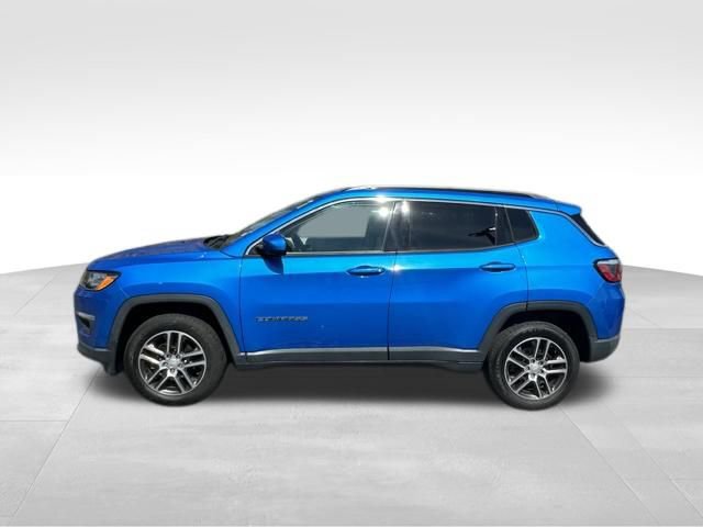 Used 2019 Jeep Compass Latitude w/ Safety & Security Group image 4