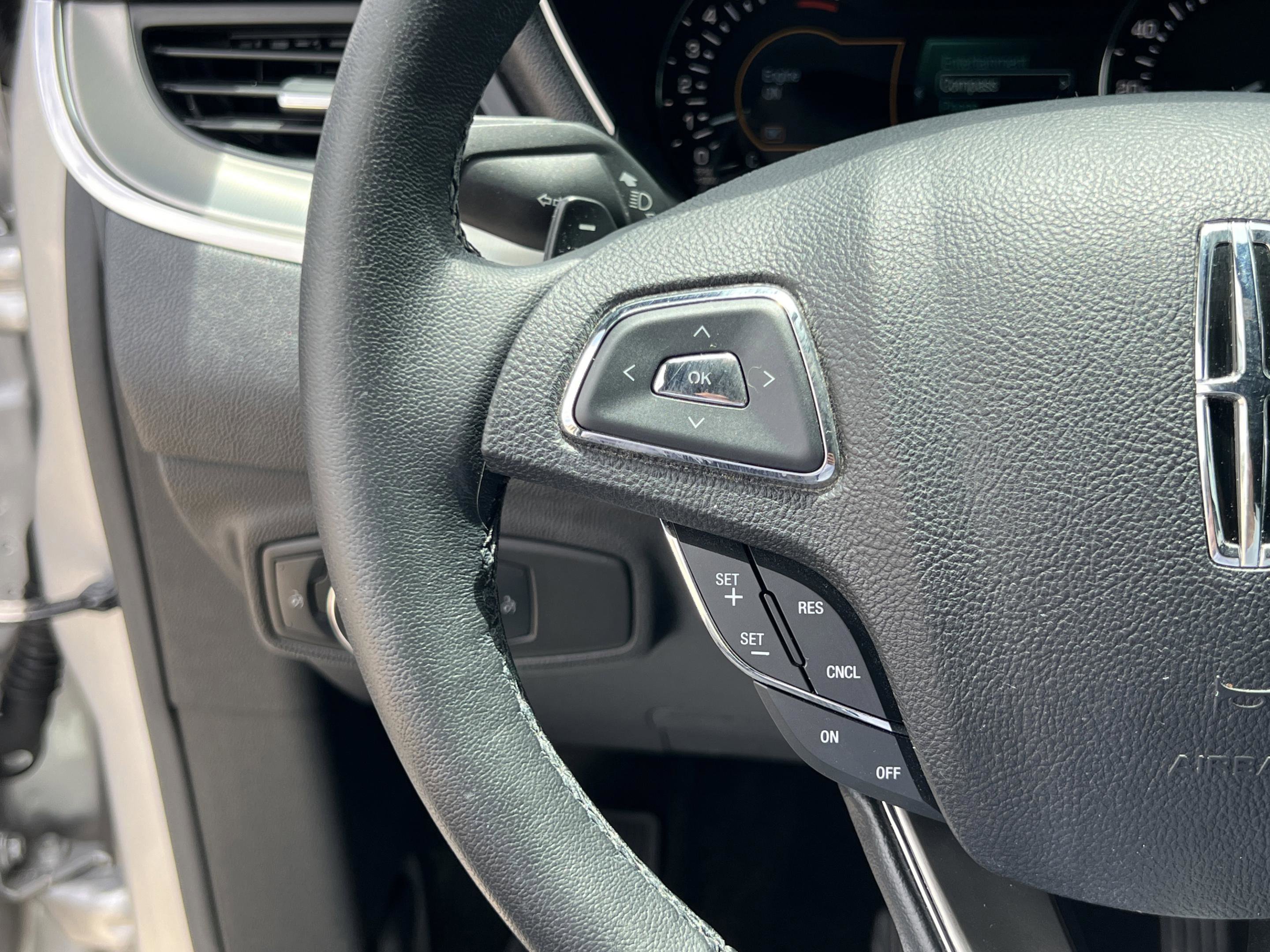 Used 2016 Lincoln MKC Premiere FWD image 11