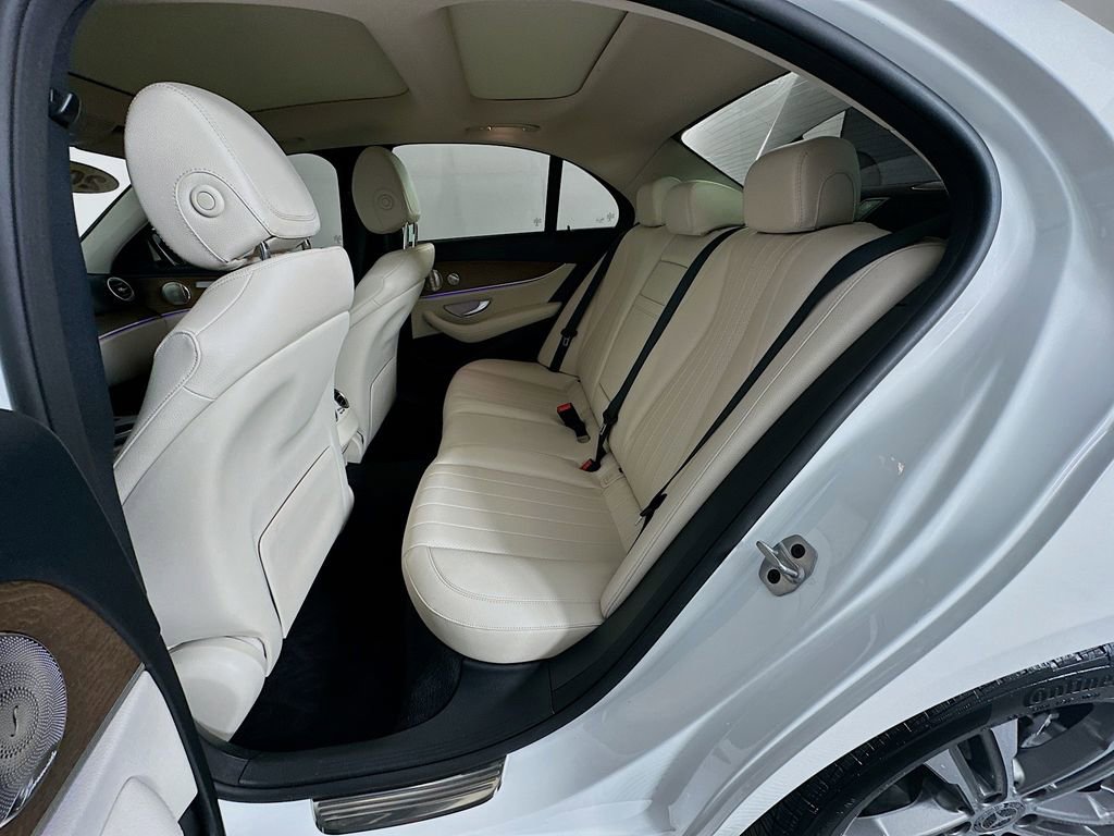 Used 2021 Mercedes-Benz E 350 4MATIC Sedan image 33