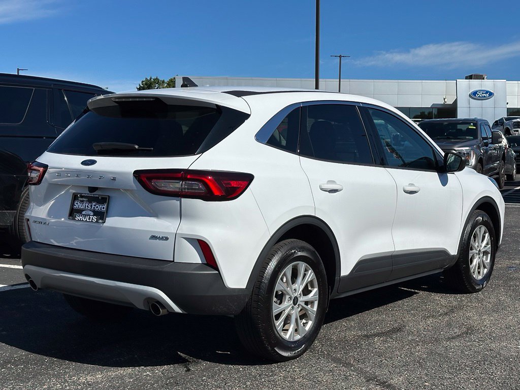 Used 2023 Ford Escape Active AWD/4WD image 22
