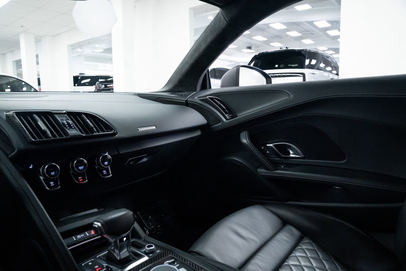 Used 2020 Audi R8 V10 image 13