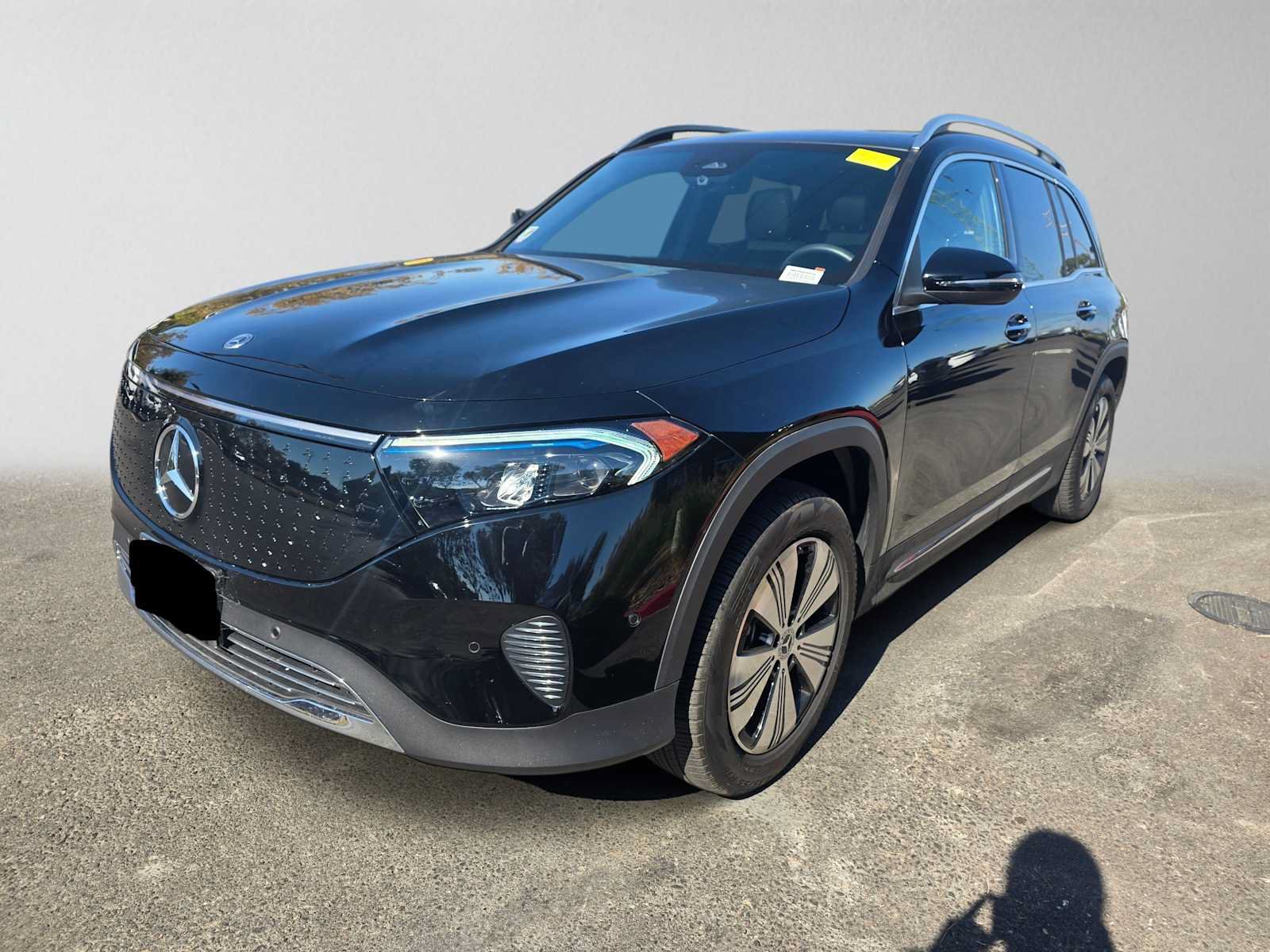Used 2024 Mercedes-Benz EQB 300 4MATIC image 7