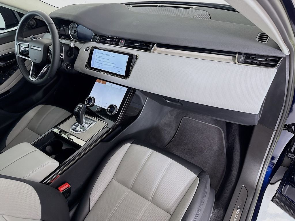 Used 2023 Land Rover Range Rover Evoque R-Dynamic S image 18