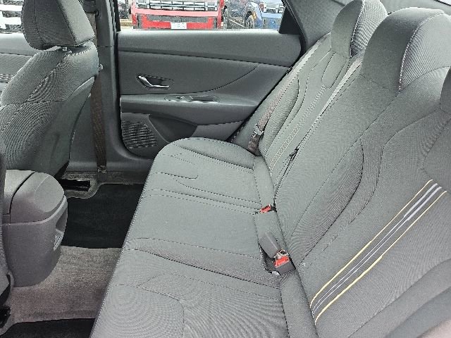 Certified 2025 Hyundai Elantra SEL FWD image 14