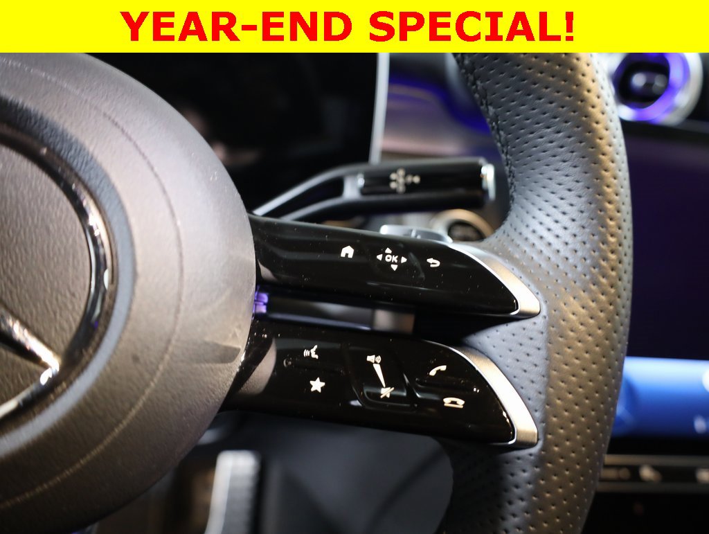 Used 2025 Mercedes-Benz GLC 300 4MATIC image 13