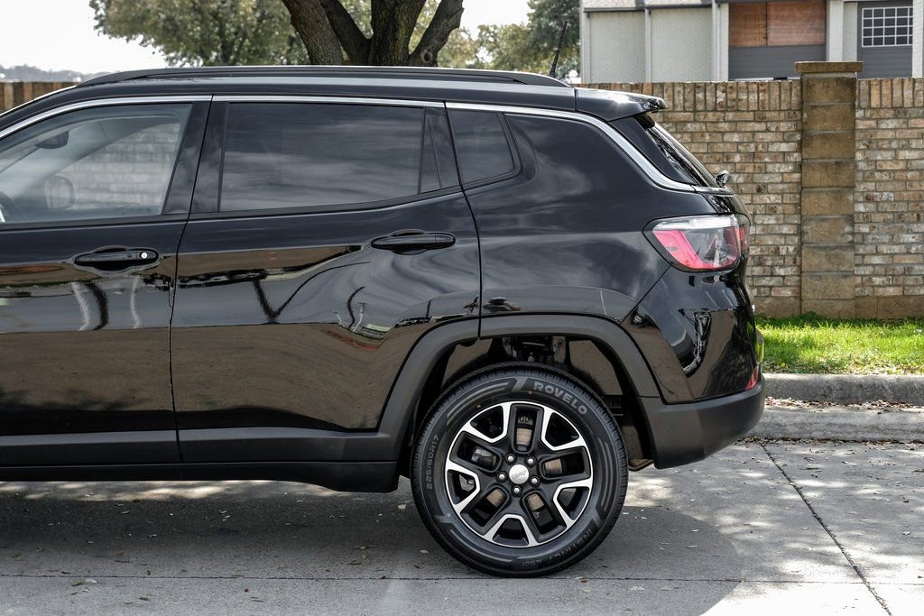 Used 2022 Jeep Compass Latitude image 22