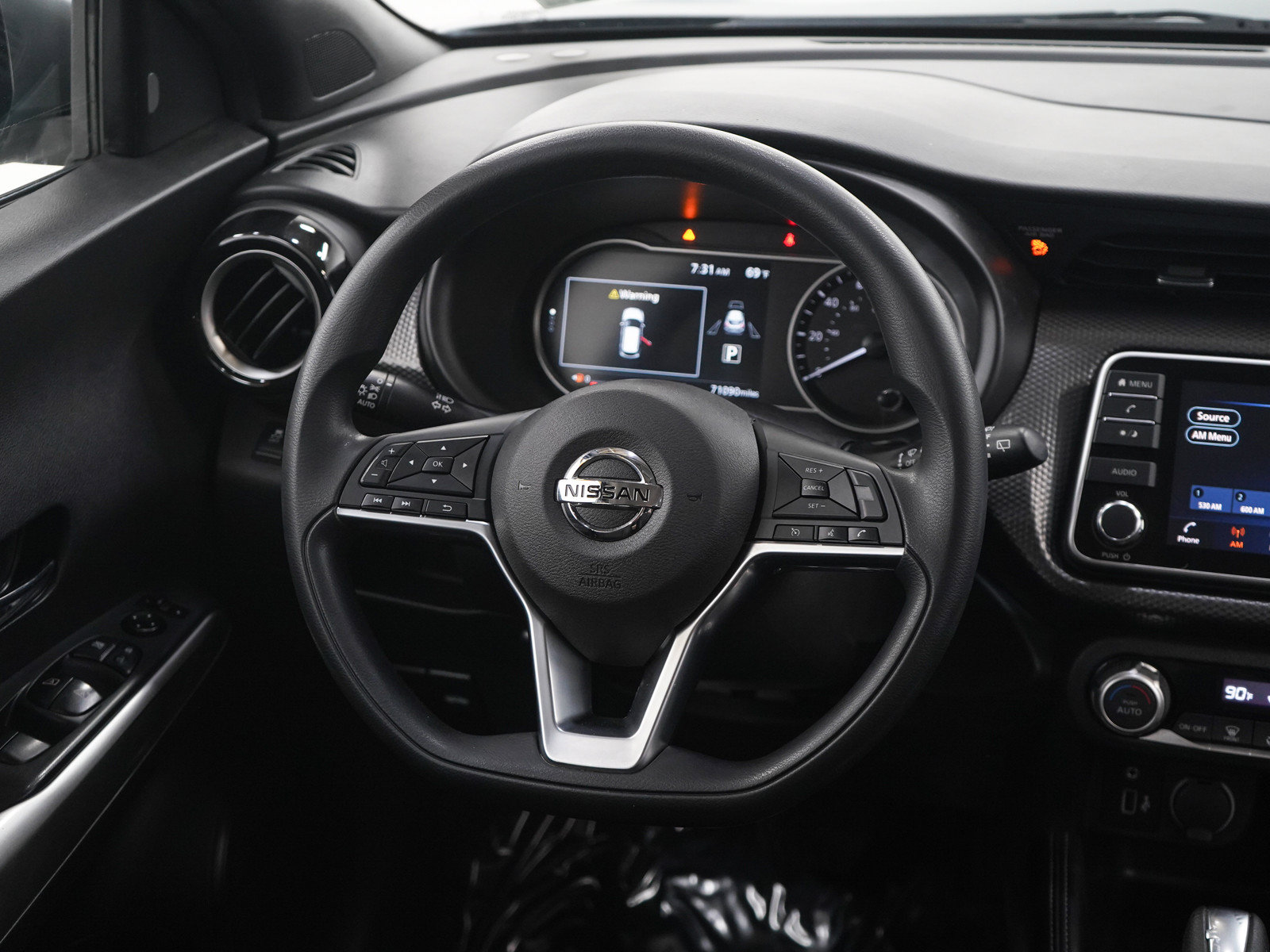 Used 2019 Nissan Kicks SV FWD image 14