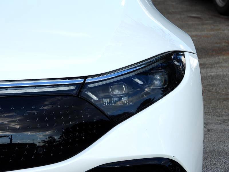 Used 2022 Mercedes-Benz EQS 450+ Sedan image 29